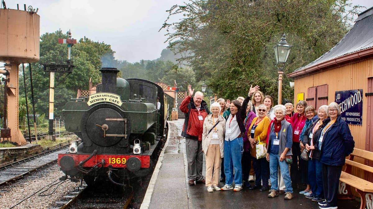 Buckfastleigh Memory Cafe sets off down the track dartmouthtoday.co.uk